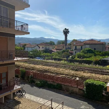 & Stones Apartment Diano Marina